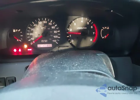 2000 Nissan Xterra Se/Xe from USA, damaged, VIN 5N1ED28Y8YC557955